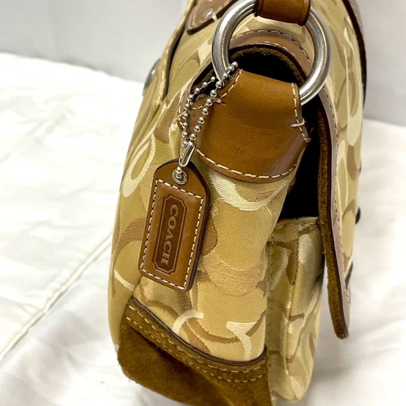 Coach 2pc Set Bag and Wallet w/ Dust bag Rare Excellent Condition no call outs - Picture 8 of 16